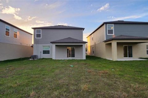 Villa ou maison à louer à Zephyrhills, Floride: 4 chambres, 173.73 m2 № 2092360 - photo 27