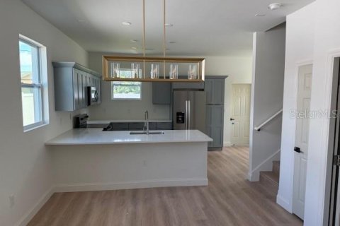 Casa en alquiler en Tampa, Florida, 3 dormitorios, 146.79 m2 № 1833316 - foto 2