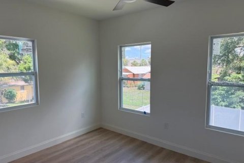 Casa en alquiler en Tampa, Florida, 3 dormitorios, 146.79 m2 № 1833316 - foto 10