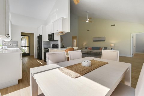 Villa ou maison à vendre à Jupiter, Floride: 3 chambres, 175.49 m2 № 2246270 - photo 10