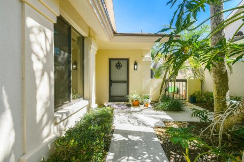 Villa ou maison à vendre à Jupiter, Floride: 3 chambres, 175.49 m2 № 2246270 - photo 2