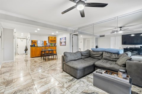Condo in Deerfield Beach, Florida, 3 bedrooms  № 2245868 - photo 4