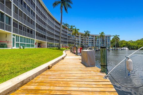 Condo in Deerfield Beach, Florida, 3 bedrooms  № 2245868 - photo 20