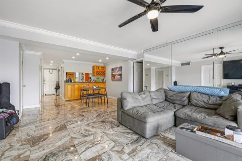 Condo in Deerfield Beach, Florida, 3 bedrooms  № 2245868 - photo 6