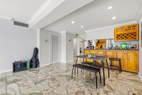 Condo in Deerfield Beach, Florida, 3 bedrooms  № 2245868 - photo 7