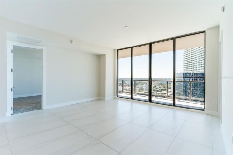 Copropriété à vendre à Saint Petersburg, Floride: 2 chambres, 124.4 m2 № 2389194 - photo 14