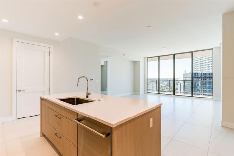 Copropriété à vendre à Saint Petersburg, Floride: 2 chambres, 124.4 m2 № 2389194 - photo 11