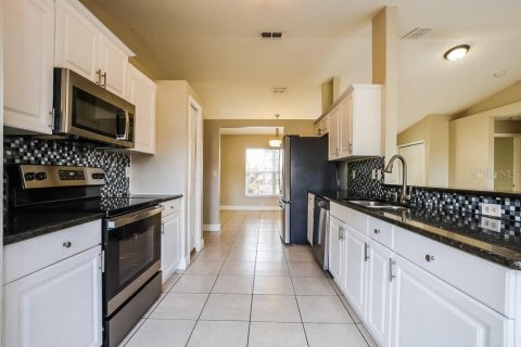 Villa ou maison à louer à Kissimmee, Floride: 3 chambres, 125.98 m2 № 2092050 - photo 9