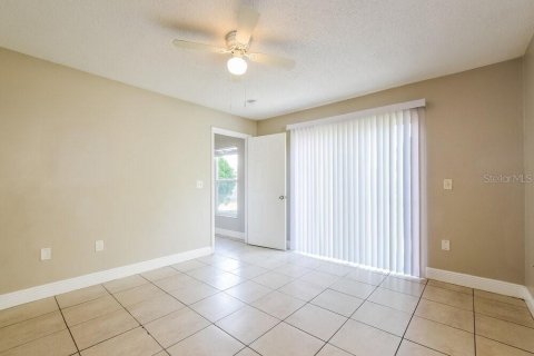 Villa ou maison à louer à Kissimmee, Floride: 3 chambres, 125.98 m2 № 2092050 - photo 11