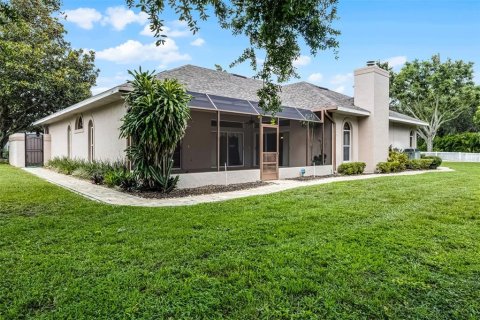 House in Winter Haven, Florida 3 bedrooms, 227.61 sq.m. № 1795734 - photo 26