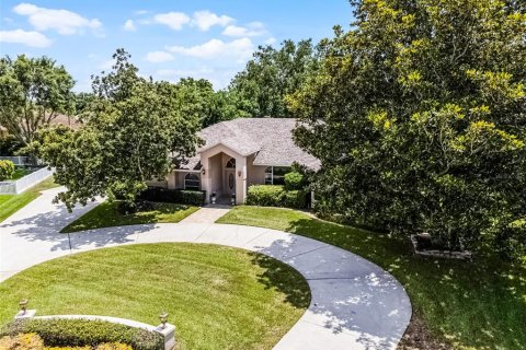 House in Winter Haven, Florida 3 bedrooms, 227.61 sq.m. № 1795734 - photo 24