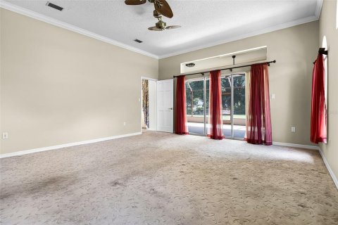 House in Winter Haven, Florida 3 bedrooms, 227.61 sq.m. № 1795734 - photo 12
