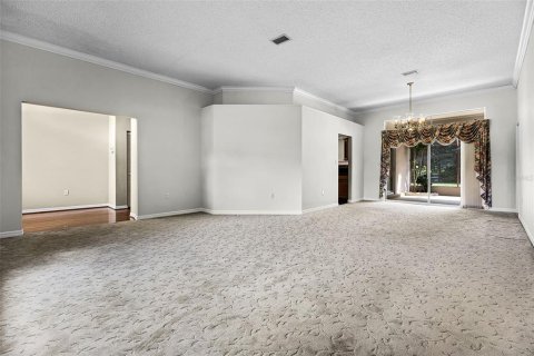 House in Winter Haven, Florida 3 bedrooms, 227.61 sq.m. № 1795734 - photo 11