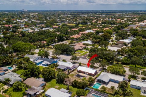 House in North Palm Beach, Florida 3 bedrooms, 102.19 sq.m. № 2250016 - photo 9