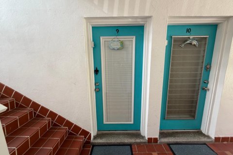 Apartment in Fort Lauderdale, Florida 1 bedroom, 64.2 sq.m. № 2189700 - photo 2
