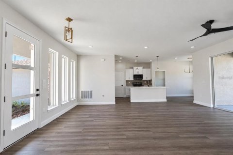 Villa ou maison à vendre à Palm Coast, Floride: 4 chambres, 167.22 m2 № 2405517 - photo 13