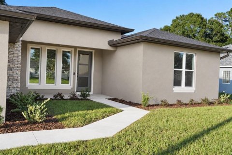 Villa ou maison à vendre à Palm Coast, Floride: 4 chambres, 167.22 m2 № 2405517 - photo 4