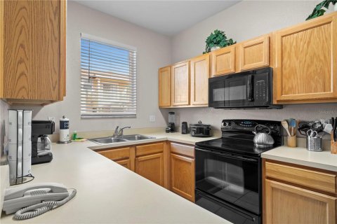 Townhouse in Kissimmee, Florida 3 bedrooms, 133.78 sq.m. № 1783176 - photo 5
