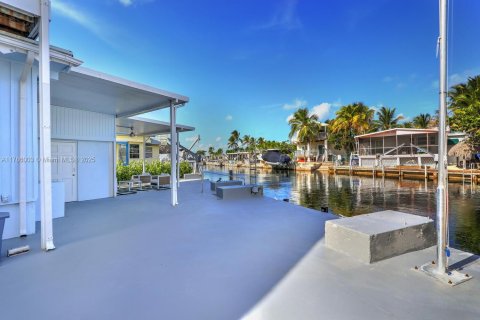 House in Tavernier, Florida 5 bedrooms № 1863612 - photo 8