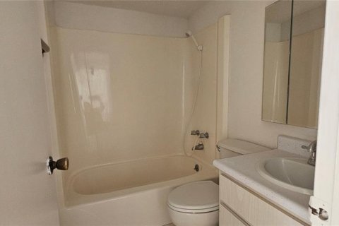 Condominio en alquiler en Port Charlotte, Florida, 2 dormitorios, 85.38 m2 № 1123275 - foto 10