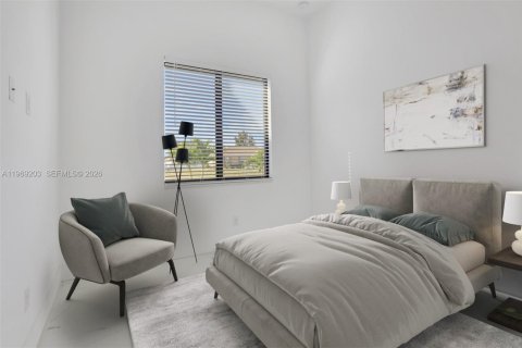 House in Cape Coral, Florida 4 bedrooms, 161.28 sq.m. № 2031417 - photo 9