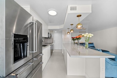 Купить кондоминиум в Санни-Айлс-Бич, Флорида 2 спальни, 118.54м2, № 2046507 - фото 16