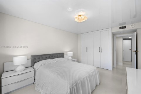 Купить кондоминиум в Санни-Айлс-Бич, Флорида 2 спальни, 118.54м2, № 2046507 - фото 24