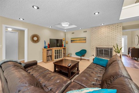 Casa en venta en Palm Harbor, Florida, 4 dormitorios, 264.31 m2 № 1628913 - foto 7
