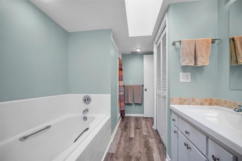 Casa en venta en Palm Harbor, Florida, 4 dormitorios, 264.31 m2 № 1628913 - foto 27