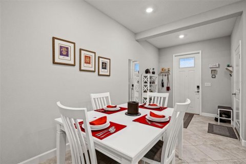 Adosado en venta en Tampa, Florida, 3 dormitorios, 148.36 m2 № 2214378 - foto 4