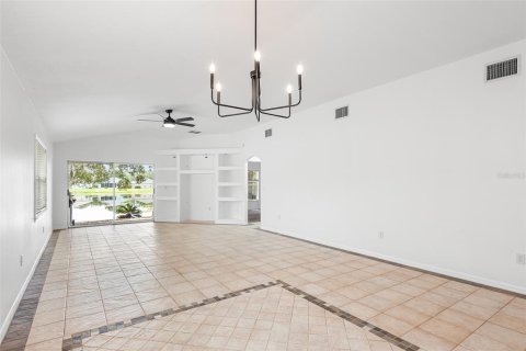 Casa en alquiler en Wesley Chapel, Florida, 3 dormitorios, 160.35 m2 № 1838572 - foto 9