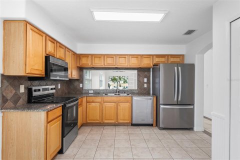 Casa en alquiler en Wesley Chapel, Florida, 3 dormitorios, 160.35 m2 № 1838572 - foto 4