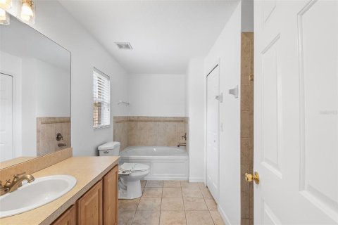 Casa en alquiler en Wesley Chapel, Florida, 3 dormitorios, 160.35 m2 № 1838572 - foto 13