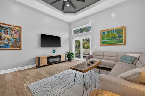 Casa en venta en Saint Petersburg, Florida, 4 dormitorios, 208.47 m2 № 2221041 - foto 18