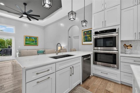 Casa en venta en Saint Petersburg, Florida, 4 dormitorios, 208.47 m2 № 2221041 - foto 14