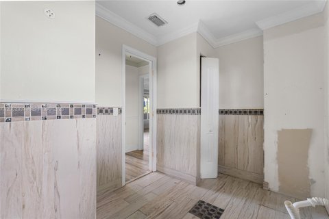 House in Everglades, Florida 4 bedrooms, 162.02 sq.m. № 2068751 - photo 15