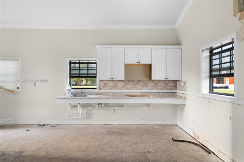 House in Everglades, Florida 4 bedrooms, 162.02 sq.m. № 2068751 - photo 29