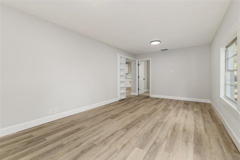 House in Fort Meade, Florida 3 bedrooms, 123.93 sq.m. № 2394290 - photo 12