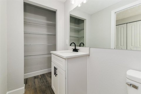 House in Fort Meade, Florida 3 bedrooms, 123.93 sq.m. № 2394290 - photo 8