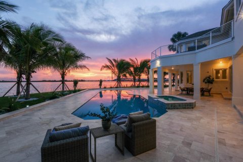 Villa ou maison à vendre à Vero Beach, Floride: 5 chambres, 546.73 m2 № 2082430 - photo 3