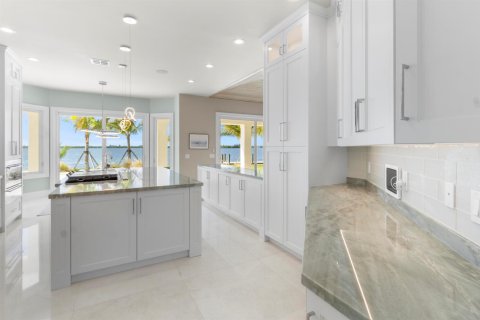 Villa ou maison à vendre à Vero Beach, Floride: 5 chambres, 546.73 m2 № 2082430 - photo 15