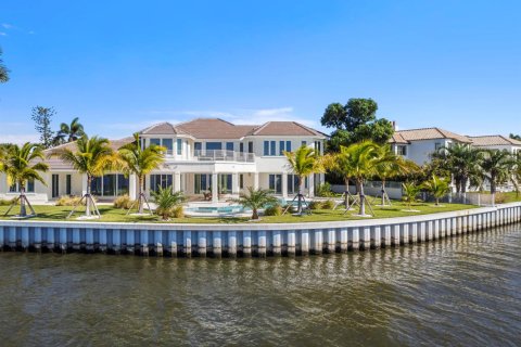 Villa ou maison à vendre à Vero Beach, Floride: 5 chambres, 546.73 m2 № 2082430 - photo 2
