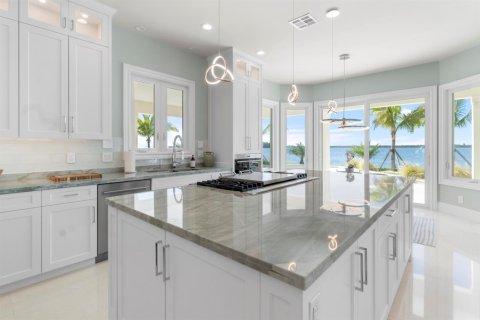 Villa ou maison à vendre à Vero Beach, Floride: 5 chambres, 546.73 m2 № 2082430 - photo 16