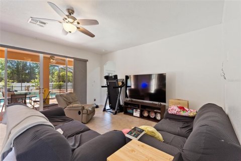 House in Kissimmee, Florida 5 bedrooms, 314.66 sq.m. № 1724655 - photo 28