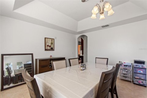 House in Kissimmee, Florida 5 bedrooms, 314.66 sq.m. № 1724655 - photo 17