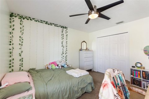 House in Kissimmee, Florida 5 bedrooms, 314.66 sq.m. № 1724655 - photo 13