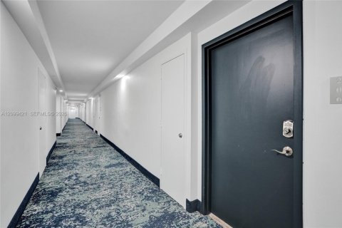 Copropriété à vendre à Pompano Beach, Floride: 2 chambres, 92.9 m2 № 2402145 - photo 24