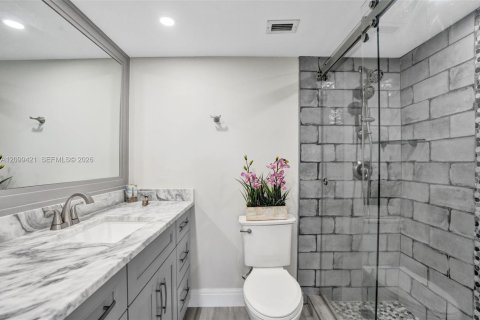 Copropriété à vendre à Pompano Beach, Floride: 2 chambres, 92.9 m2 № 2402145 - photo 17