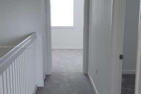 Touwnhouse à vendre à Miami, Floride: 3 chambres, 139.35 m2 № 2154221 - photo 6
