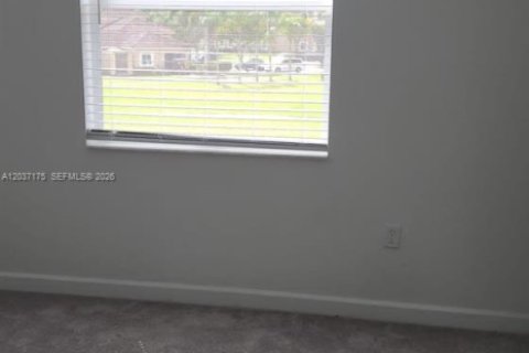 Touwnhouse à vendre à Miami, Floride: 3 chambres, 139.35 m2 № 2154221 - photo 10